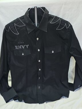 Envy Evolution Black Embroidered Long Sleve Button-Up Shirt